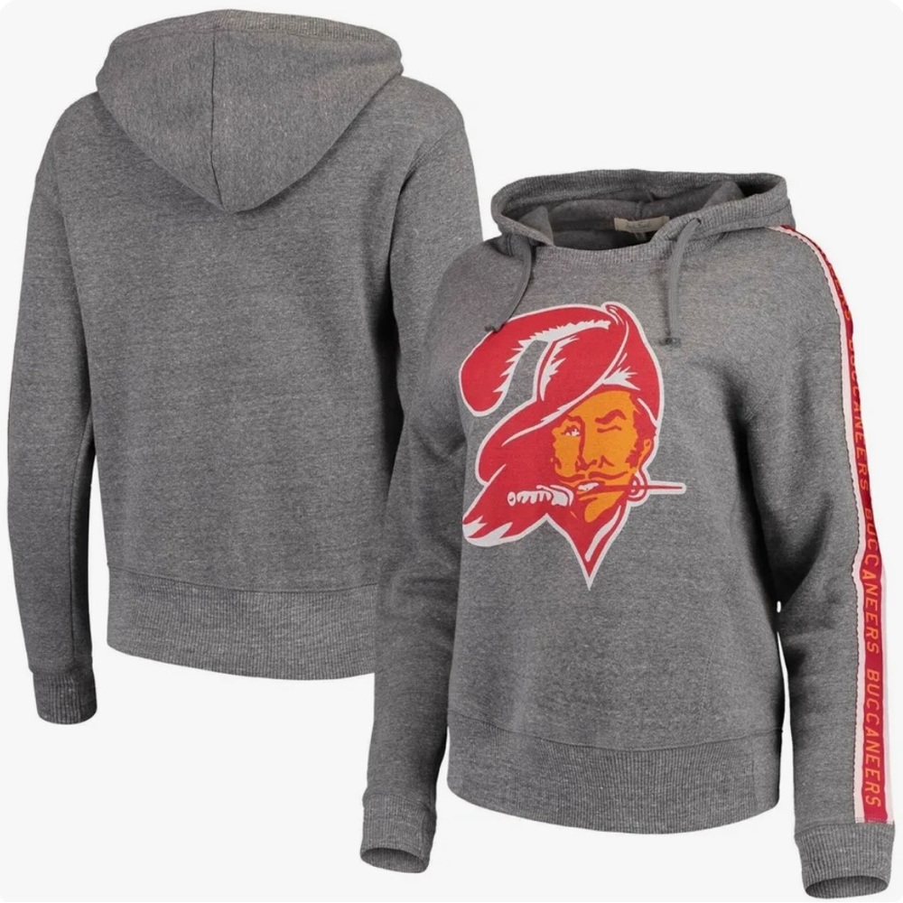 Tampa Bay Buccaneers size Small New with tags sweatshirt